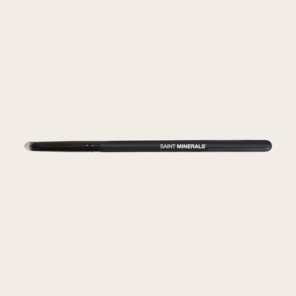 SAINT MINERALS Precision Smudge Brush - Panoply Beauty 
